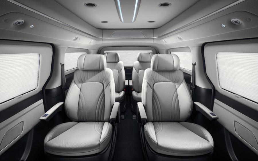 Интерьер Hyundai Grand Starex Limousine 2018 года  (фото 5 из 6)